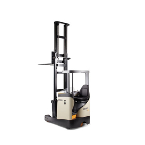 Chariots à mât rétractable ESR 5200 de Crown 