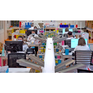 hellomoov’ accompagne Roche Diagnostics France dans l’automatisation des process des laboratoires biologiques