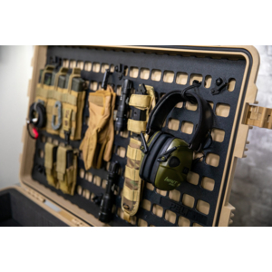 Panneau Peli™ EZ-Click™ MOLLE , le système de montage à détachement rapide pour valise de transport