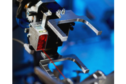 Sensopart présente son nouveau capteur de mesure de distance en triangulation, le FT 55-RLAM