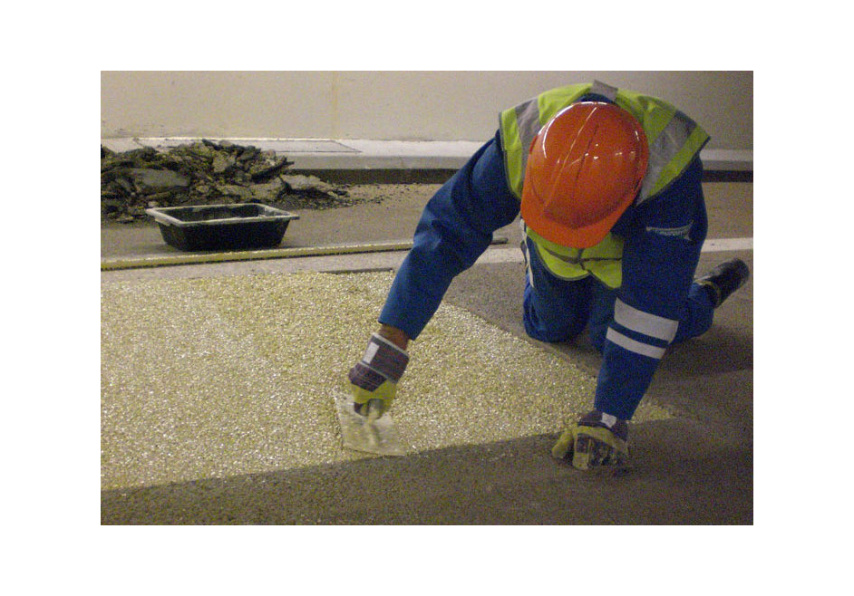 MAPEI France cède sa filiale Eurosyntec, spécialisée dans la mise en œuvre de revêtements de sols synthétiques, au Groupe ST