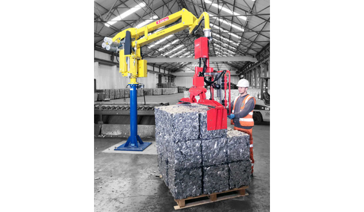 Dalmec présente un nouveau manipulateur pour les balles de ferraille