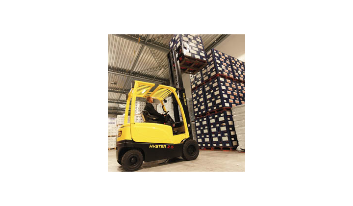 Hyster électrise le marché des chariots 2,2 à 3,5 tonnes 