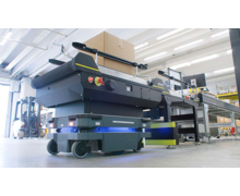 Solution de convoyage robotisée Interroll