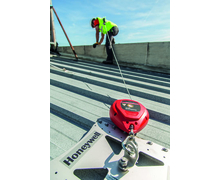 Enrouleurs à rappel automatique Miller® Falcon™ Edge 