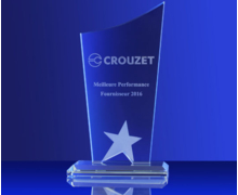 Crouzet Automatisme remet le Trophée 2016 du meilleur fournisseur de connecteurs à Souriau 